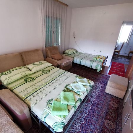 ואליג'בו Apartments Domacinstvo Nikolic מראה חיצוני תמונה