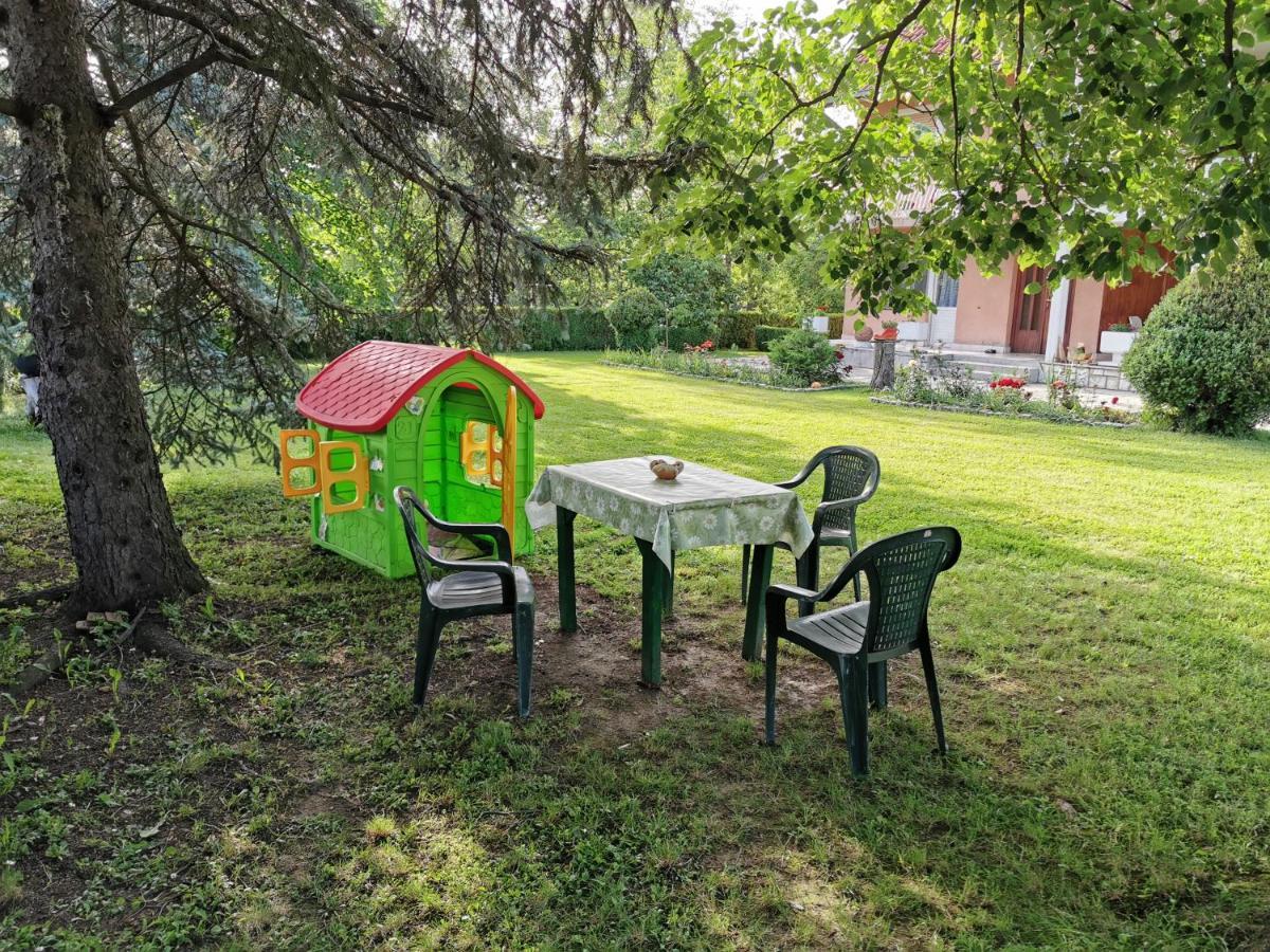 ואליג'בו Apartments Domacinstvo Nikolic מראה חיצוני תמונה