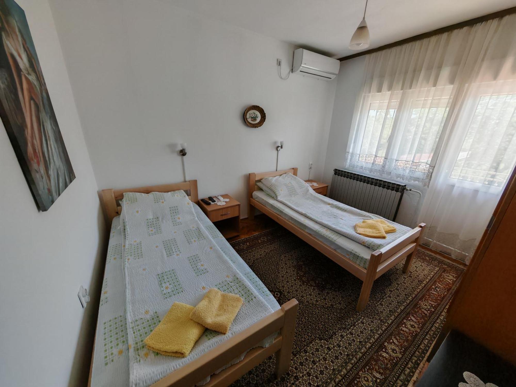 ואליג'בו Apartments Domacinstvo Nikolic מראה חיצוני תמונה